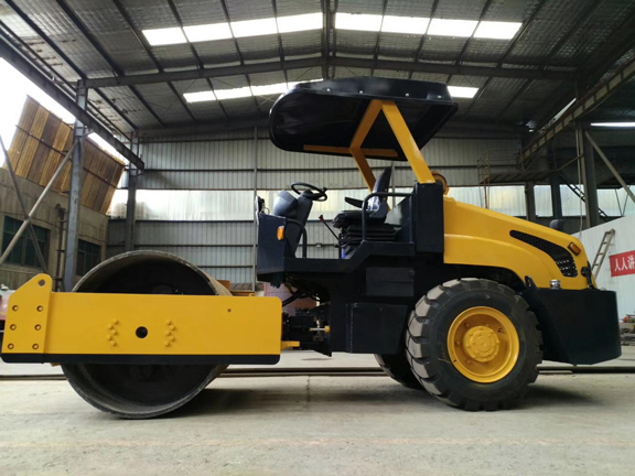 冲击压路机使用环境