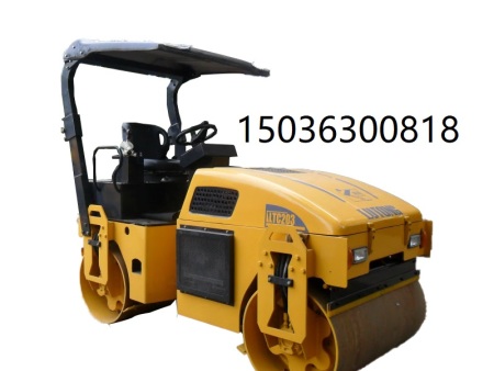 3吨双驱双振动压路机